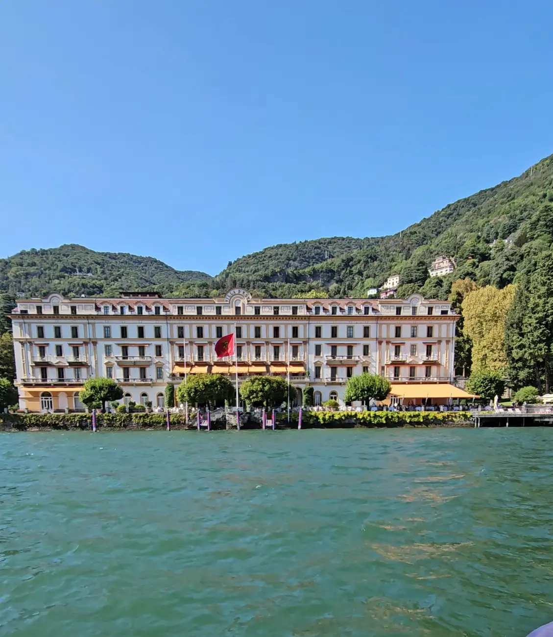 Lake Como: Shared Boat Tour and Prosecco Aperitif